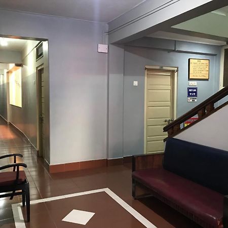 Hotel Satkar Cafeteria Belagávi Exteriér fotografie