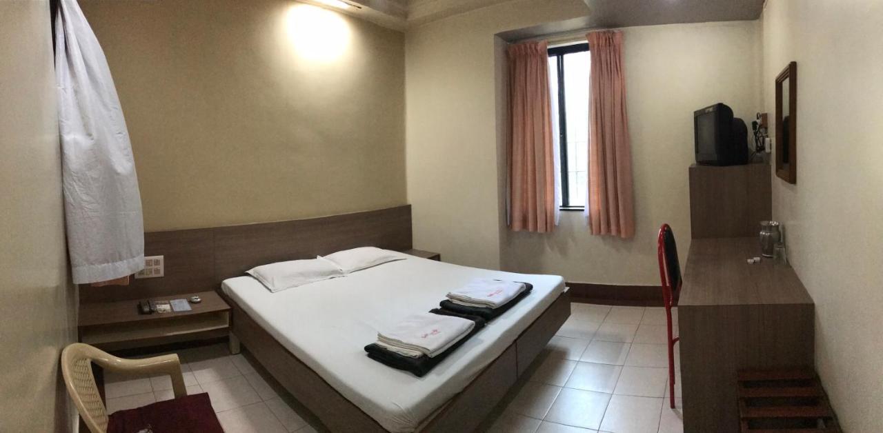 Hotel Satkar Cafeteria Belagávi Exteriér fotografie